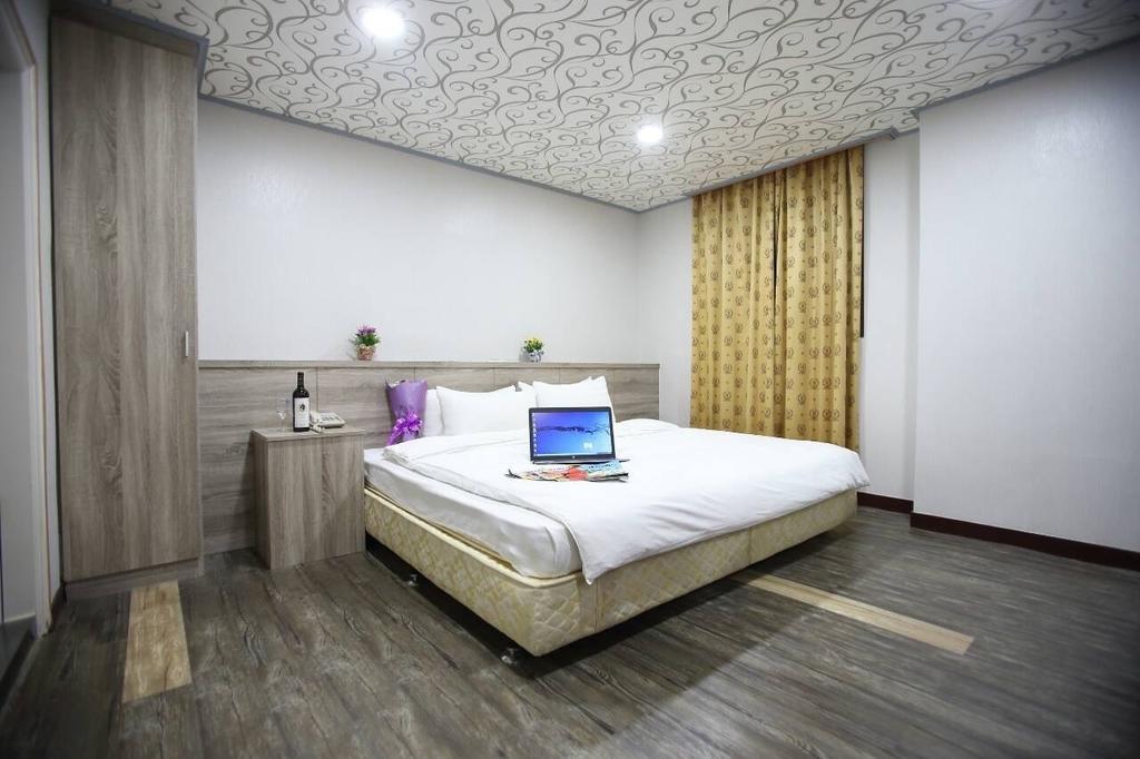 心園生活旅店 Xin Yuan Hotel Hsinchu Chambre photo