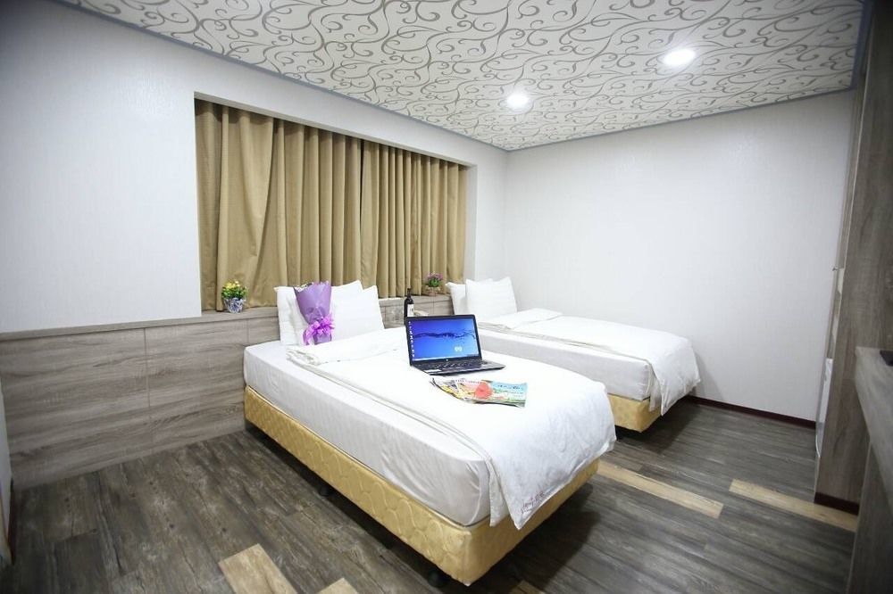 心園生活旅店 Xin Yuan Hotel Hsinchu Extérieur photo
