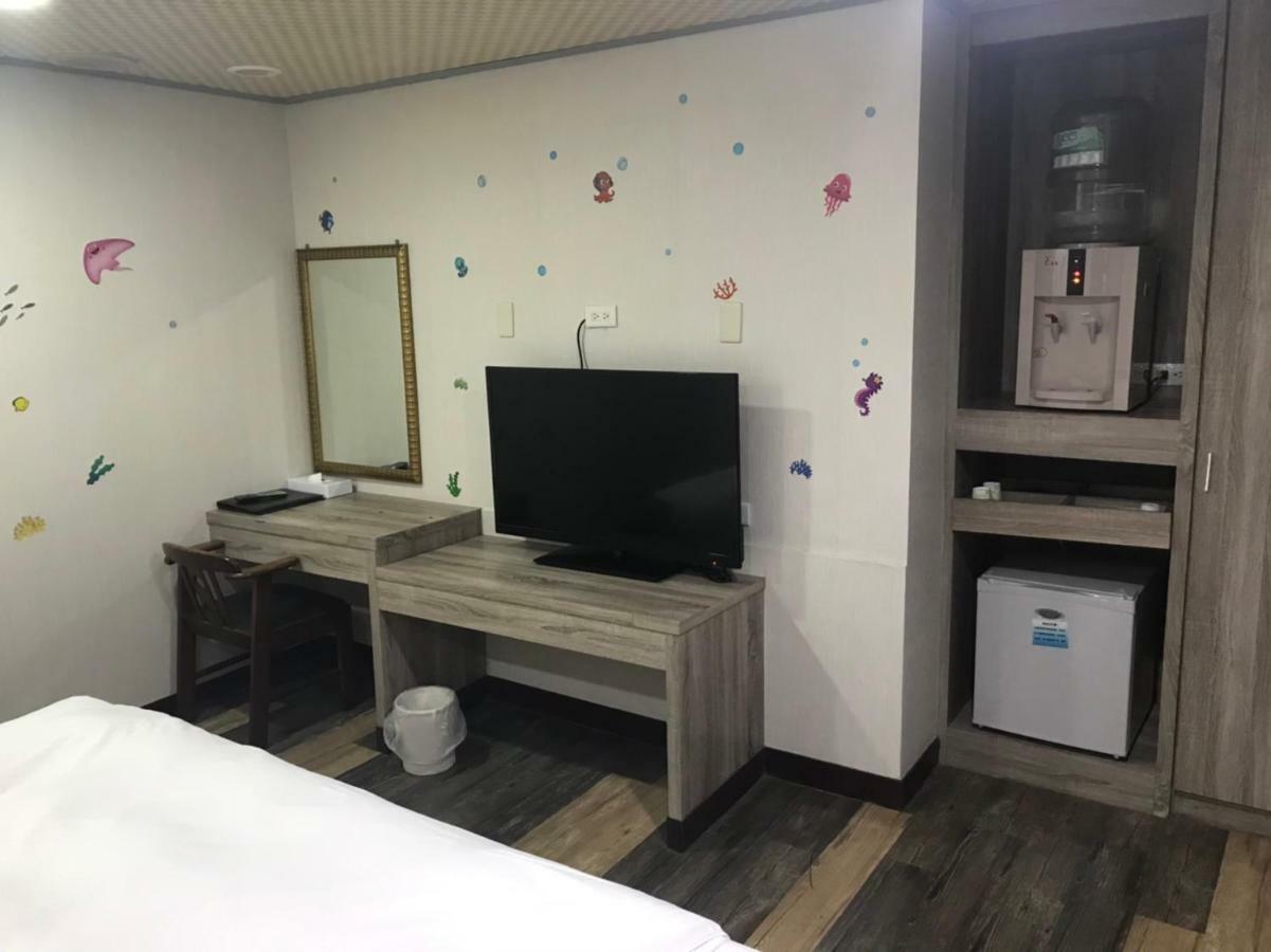 心園生活旅店 Xin Yuan Hotel Hsinchu Extérieur photo